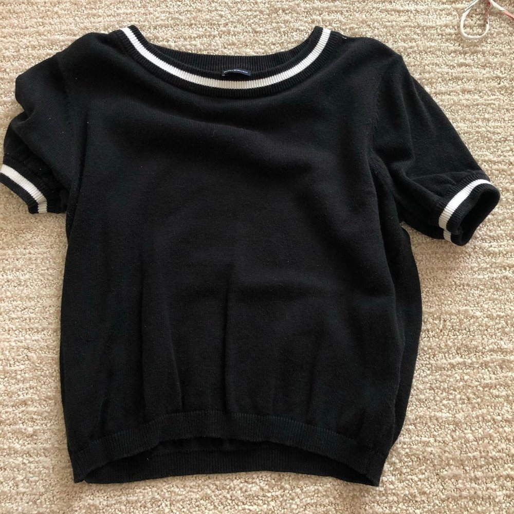 Brandy Melville black crop top